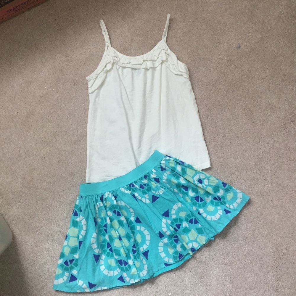 Gap tank and skirt size small (6-7)